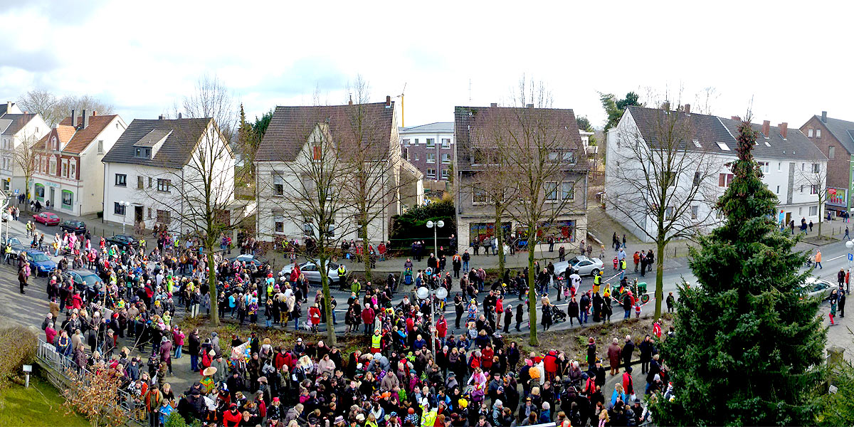 Rosenmontagsumzug in Witten-Stockum 2012 (Foto: Marek Schirmer)