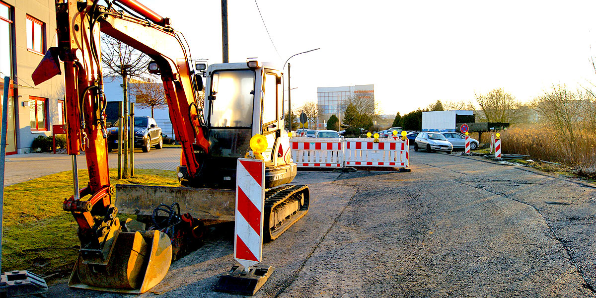 Für mehr Geschwindigkeit im Internet: Stadtwerke Witten verlegen eine neue Glasfaserleitung von der Stockumer Straße zum Salinger Feld. (Foto: Christina Wolf-Allweins/TMR)