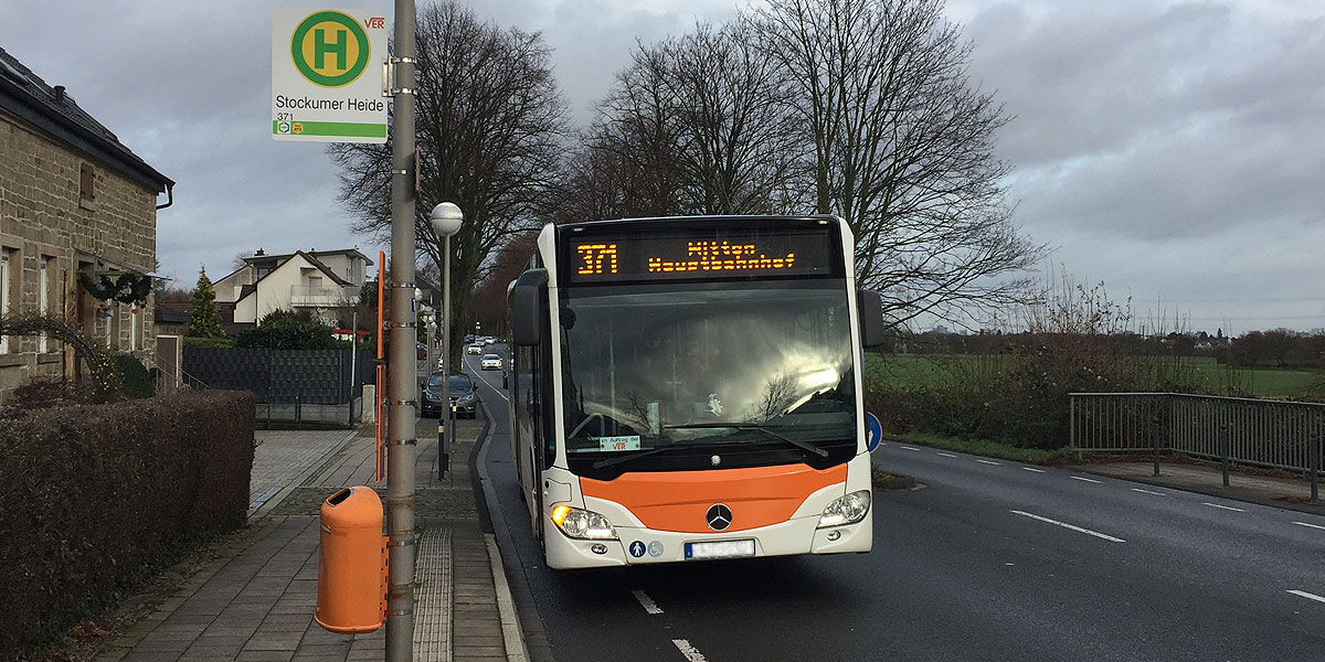 Bis zu 13 Fahrten weniger findet ab der Haltestelle Stockumer Heide in Richtung Witten Hbf. statt. Die Stockumer im Osten des Stadtteils müssen wieder bis zum Stockumer Bruch laufen, um häufiger in die Innenstadt und zu den Geschäften im Ortskern zu gelangen. (Foto: M. Schirmer)