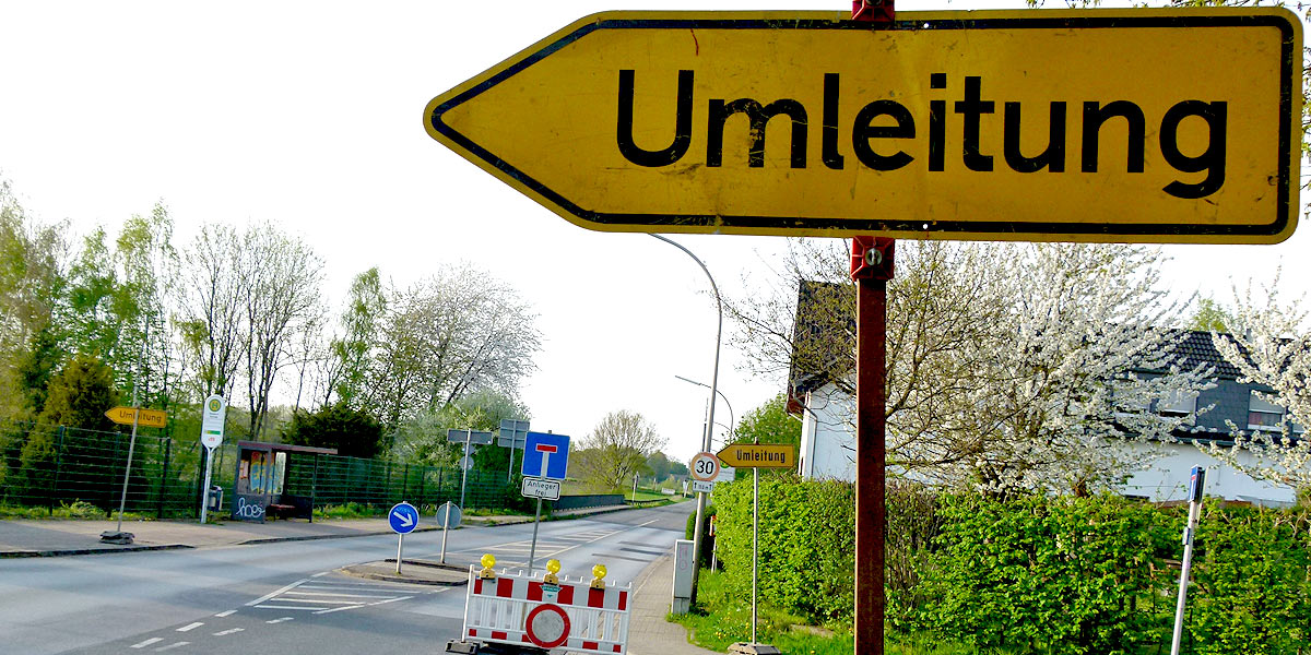 Der Weg von Witten-Annen nach Stockum führt über die Straße Wullener Feld. Die Umleitung dauert noch bis Ende November an. (Foto: Marek Schirmer)