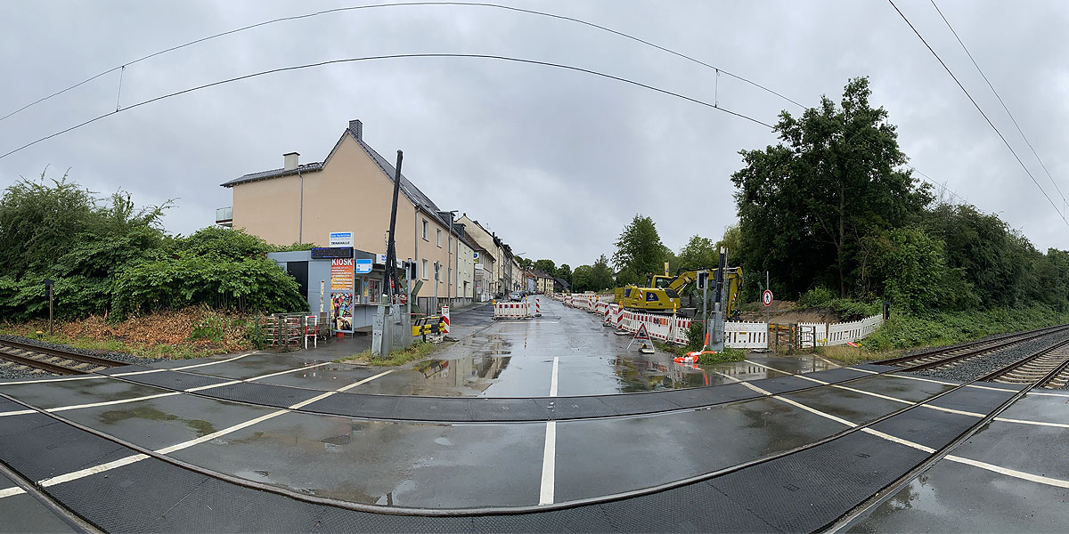 Bahnübergang Pferdebachstraße (Foto: Marek Schirmer/ Archiv)