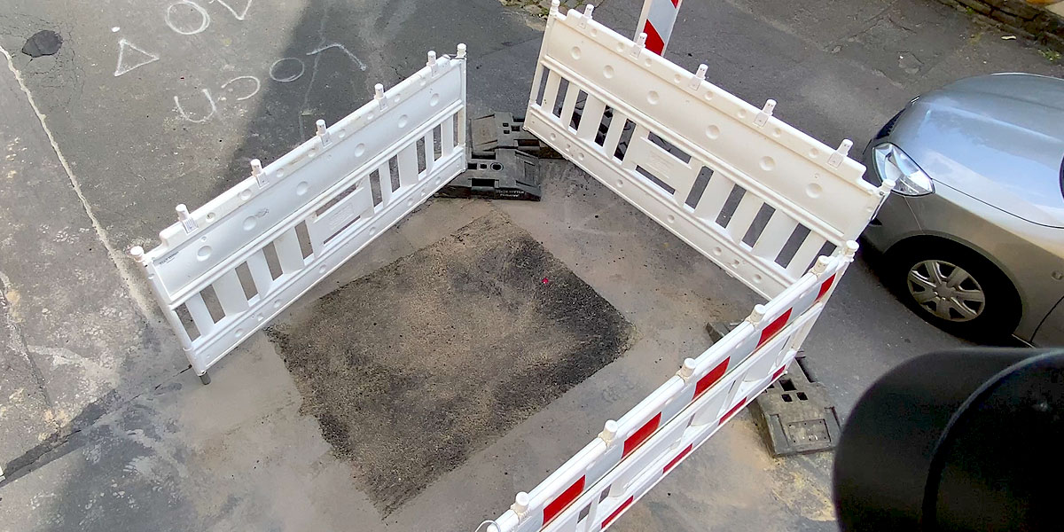 Die Straße Sonnenschein sackte ab. (Foto: M. Schirmer)